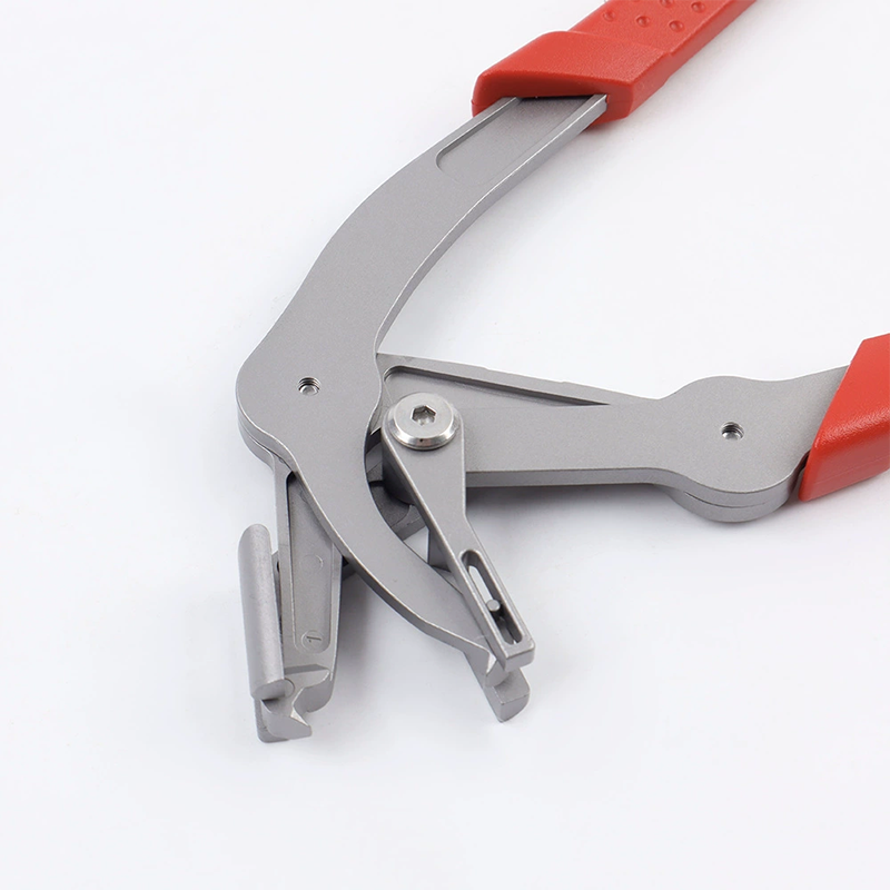 Outil multifonctionnel pour retirer les clips de voiture🔧⚡