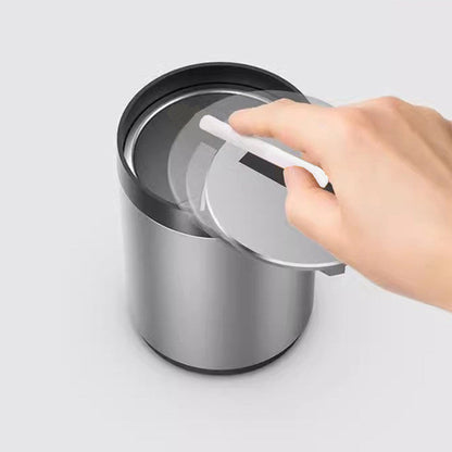 Cendrier à ouverture et fermeture automatiques par capteur infrarouge