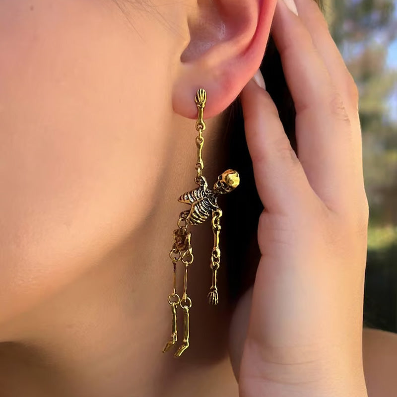 Boucles d’Oreilles Longues Pendantes en Forme de Squelette Articulé