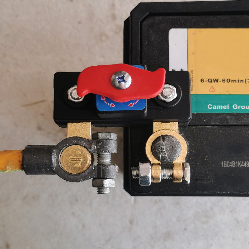 🔋 50% DE RÉDUCTION ! ⚡ Interrupteur de Déconnexion Batterie Voiture – 12V-24V Compatible, Coque Ignifuge & Urgence/Maintenance Sécurisée 🚗📦