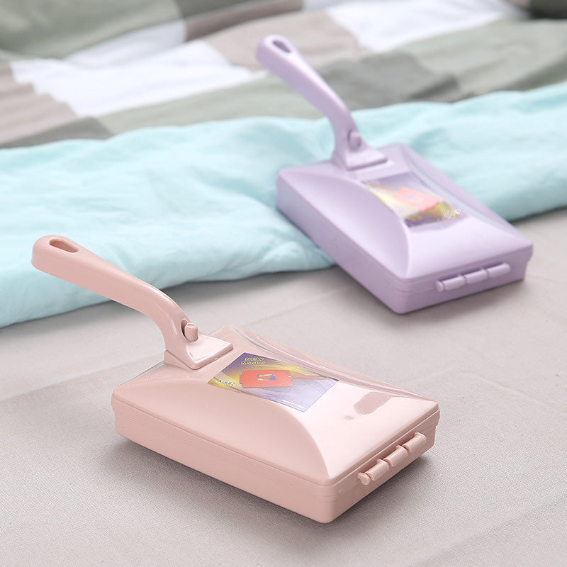 Brosse à tapis à double rouleau, à mai