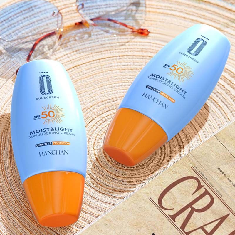 Crème solaire hydratante SPF50+